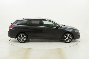Peugeot 308 SW Allure EAT6 usata del 2018 con 121.925 km