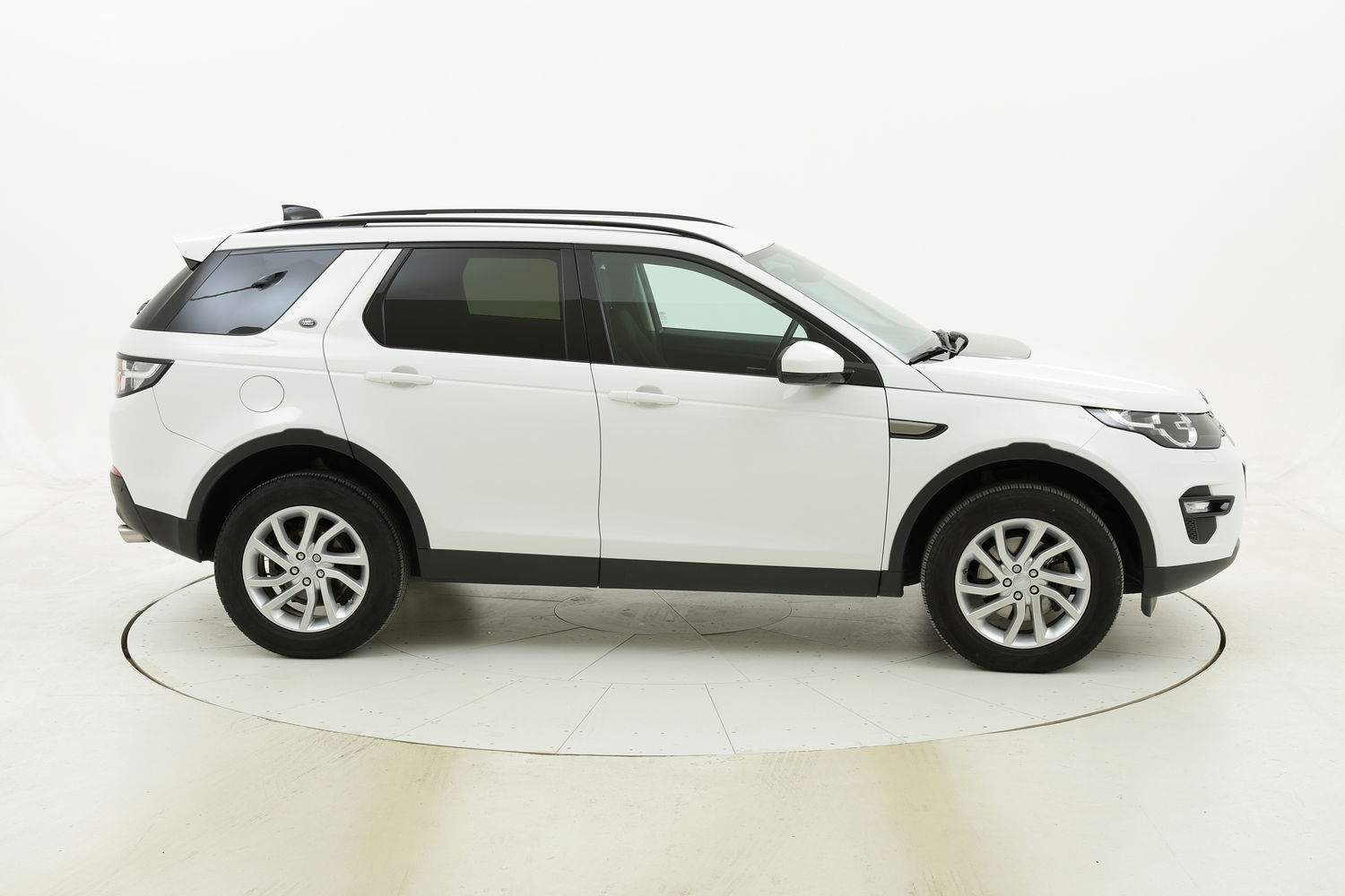 Land Rover Discovery Sport usata del 2017 con 57.941 km