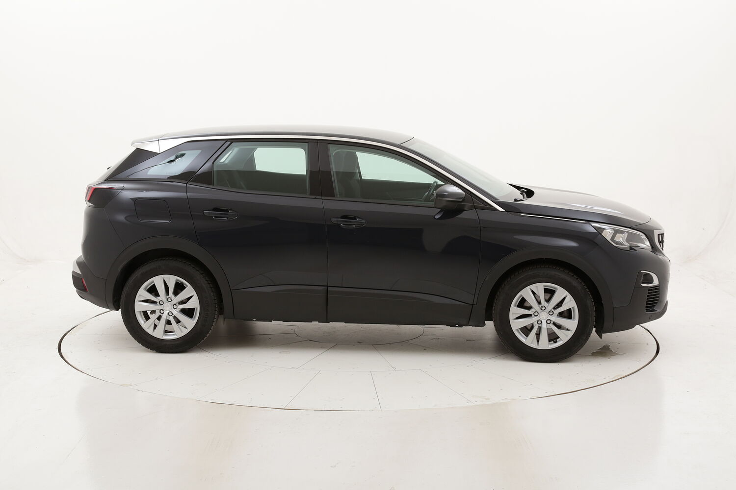 Peugeot 3008 Active usata del 2017 con 133.473 km