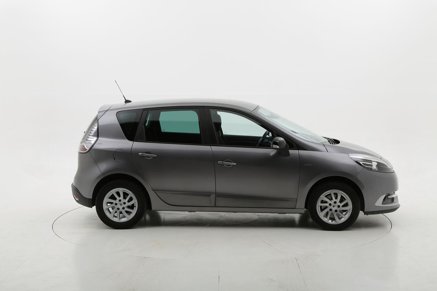 Renault Scénic usata del 2015 con 120.031 km