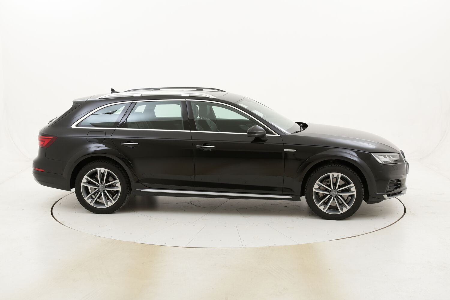 Audi A4 allroad Business Evolution tiptronic usata del 2017 con 87.660 km