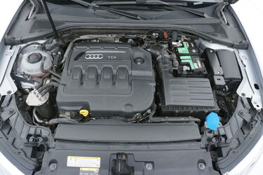 Vano motore di Audi A3