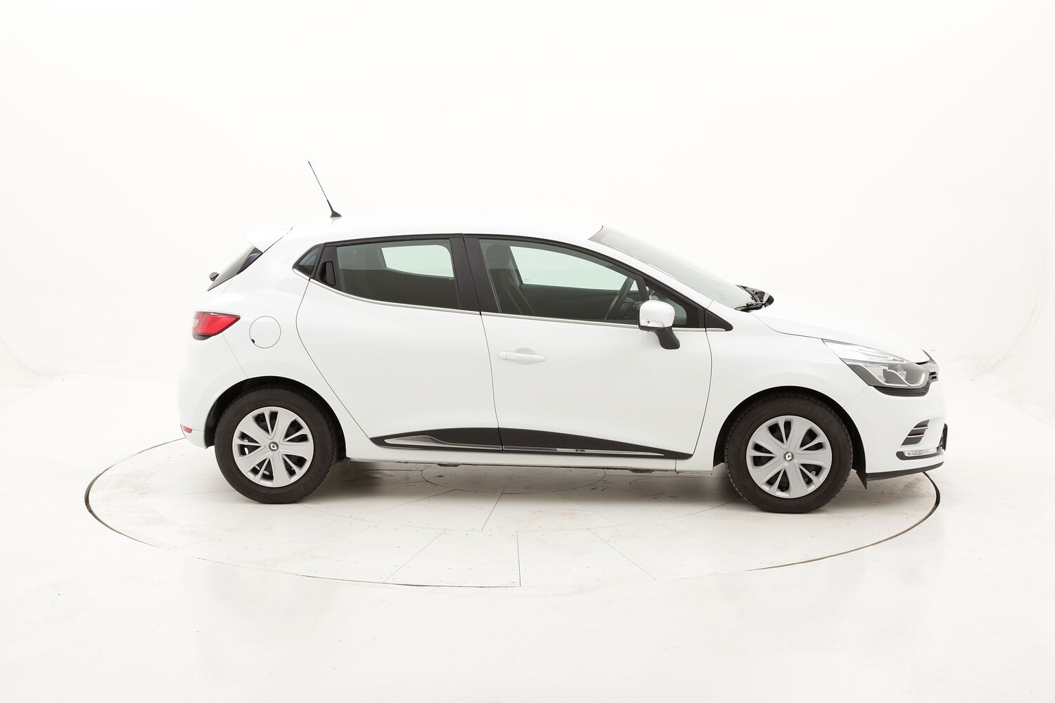 Renault Clio Energy EcoBusiness usata del 2018 con 94.022 km