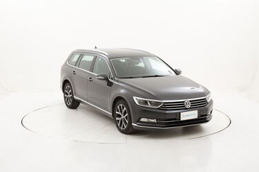 Volkswagen Passat Variant Highline DSG usata del 2017 con 128.608 km