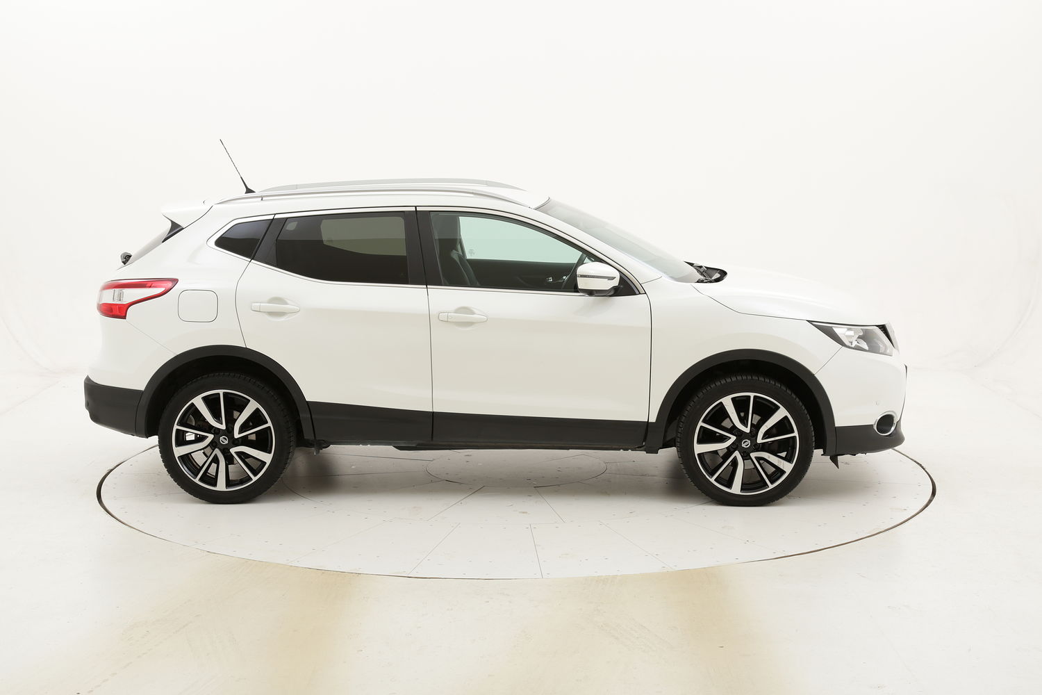 Nissan Qashqai Tekna usata del 2017 con 81.156 km