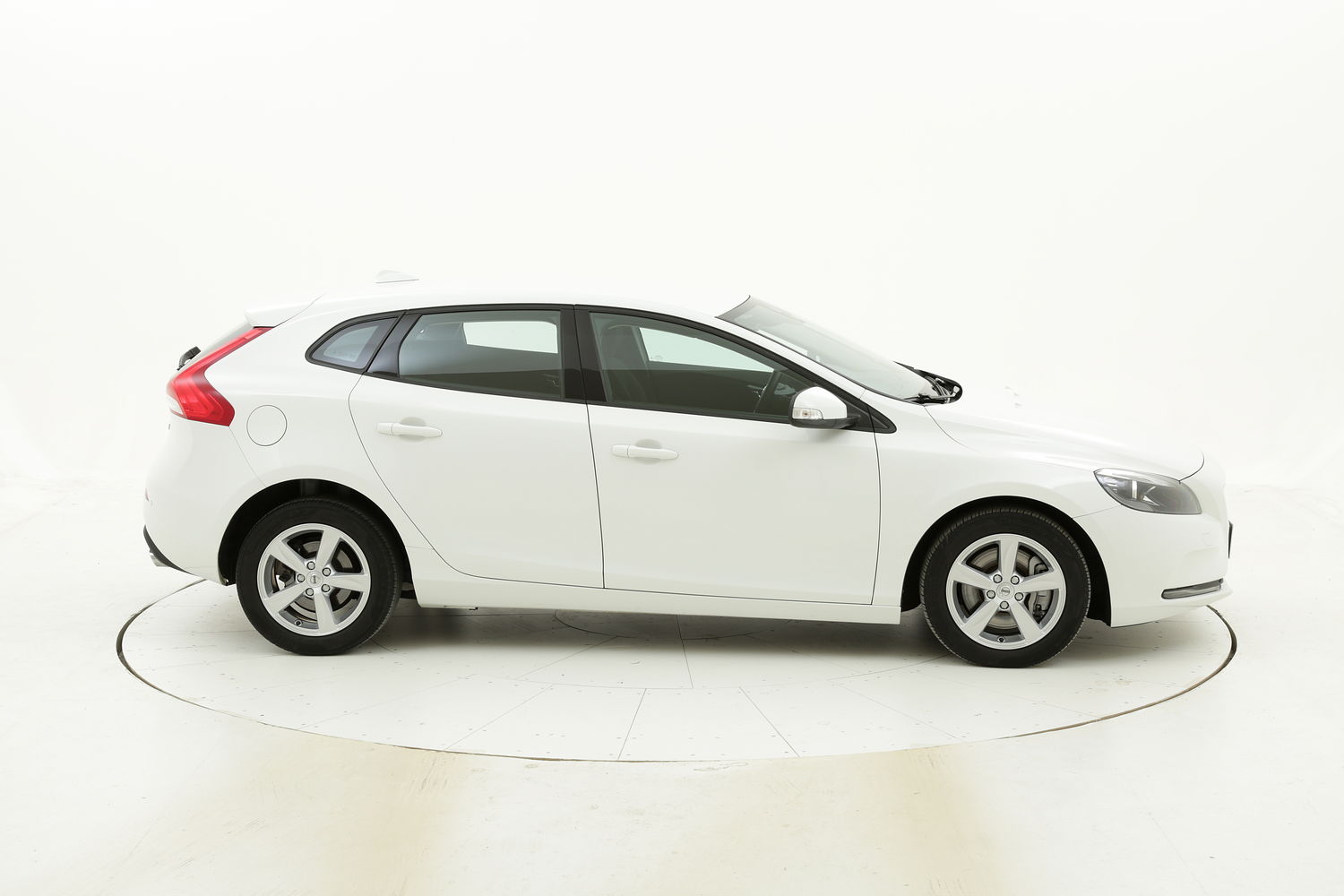Volvo V40 usata del 2018 con 127.114 km