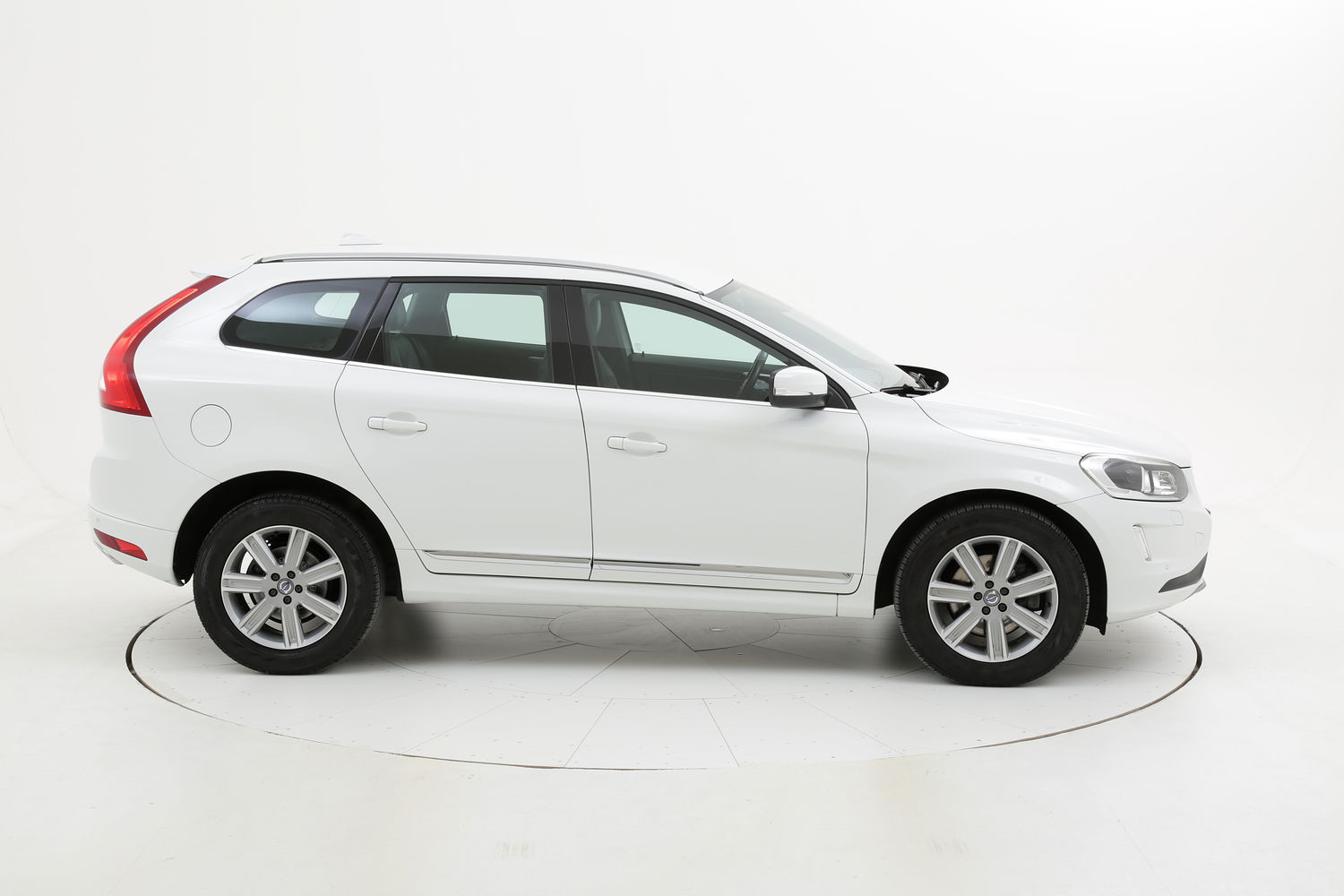 Volvo XC60 usata del 2015 con 133.065 km