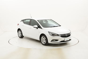 Opel Astra Elective usata del 2016 con 65.121 km