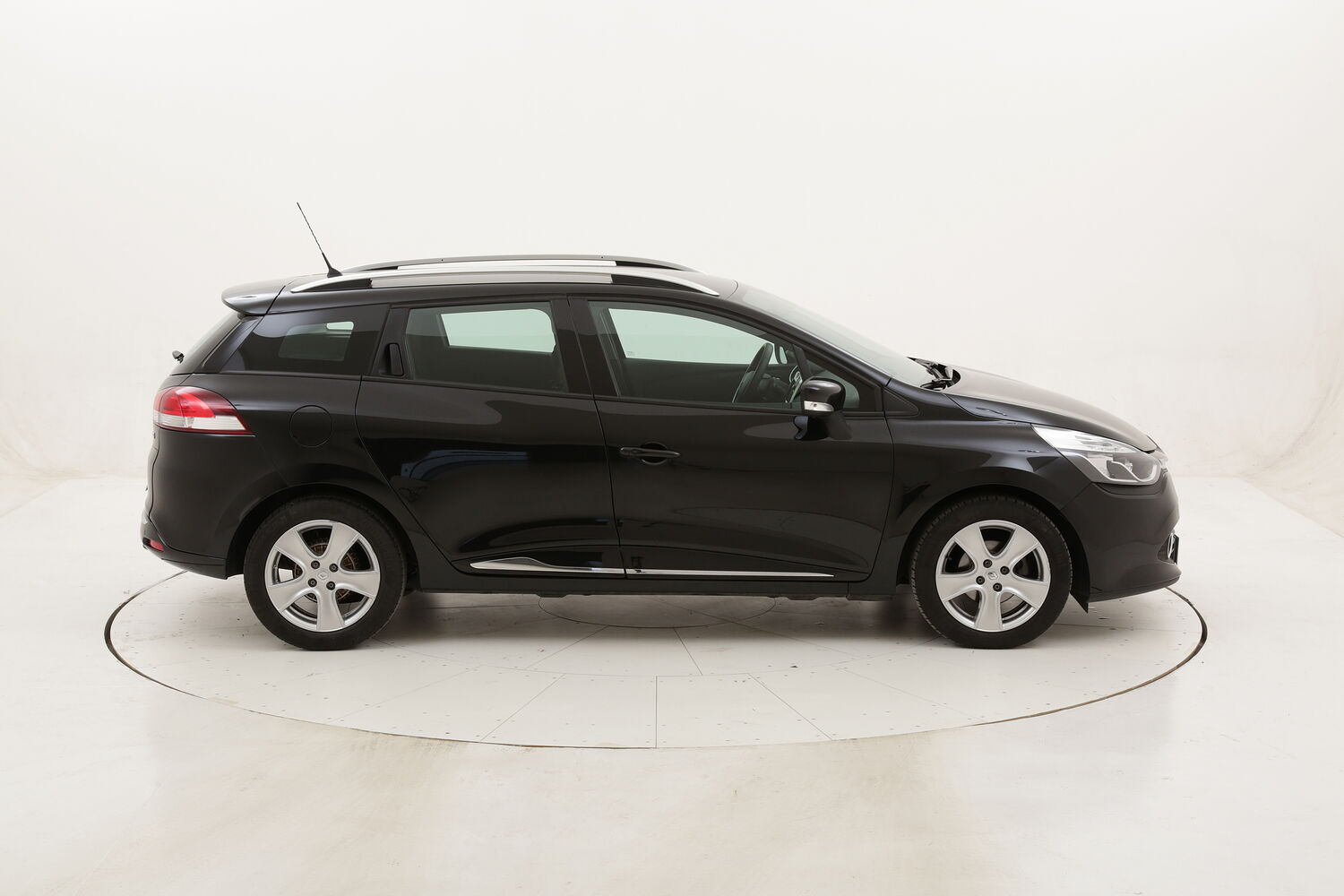 Renault Clio Sporter Live usata del 2016 con 58.784 km
