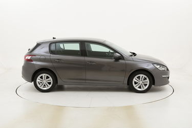 Peugeot 308 Active usata del 2016 con 55.814 km