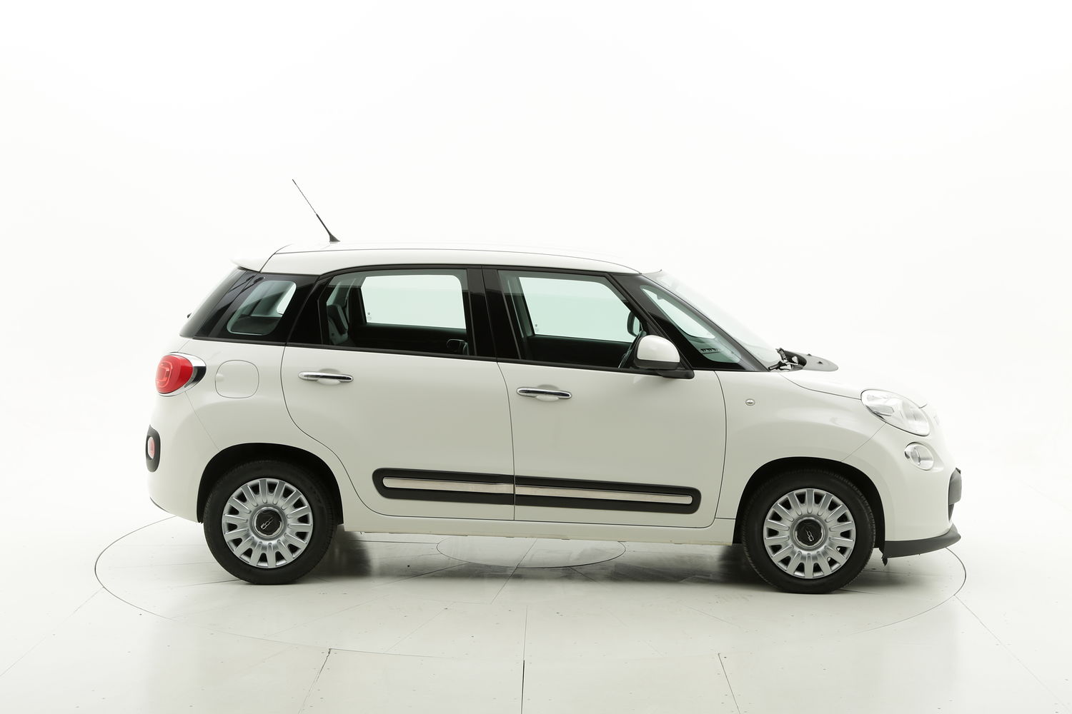 Fiat 500L usata del 2015 con 64.116 km