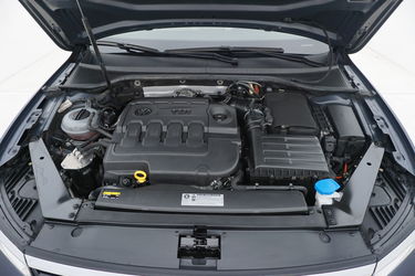 Volkswagen Passat Vano motore Vano motore di Volkswagen Passat