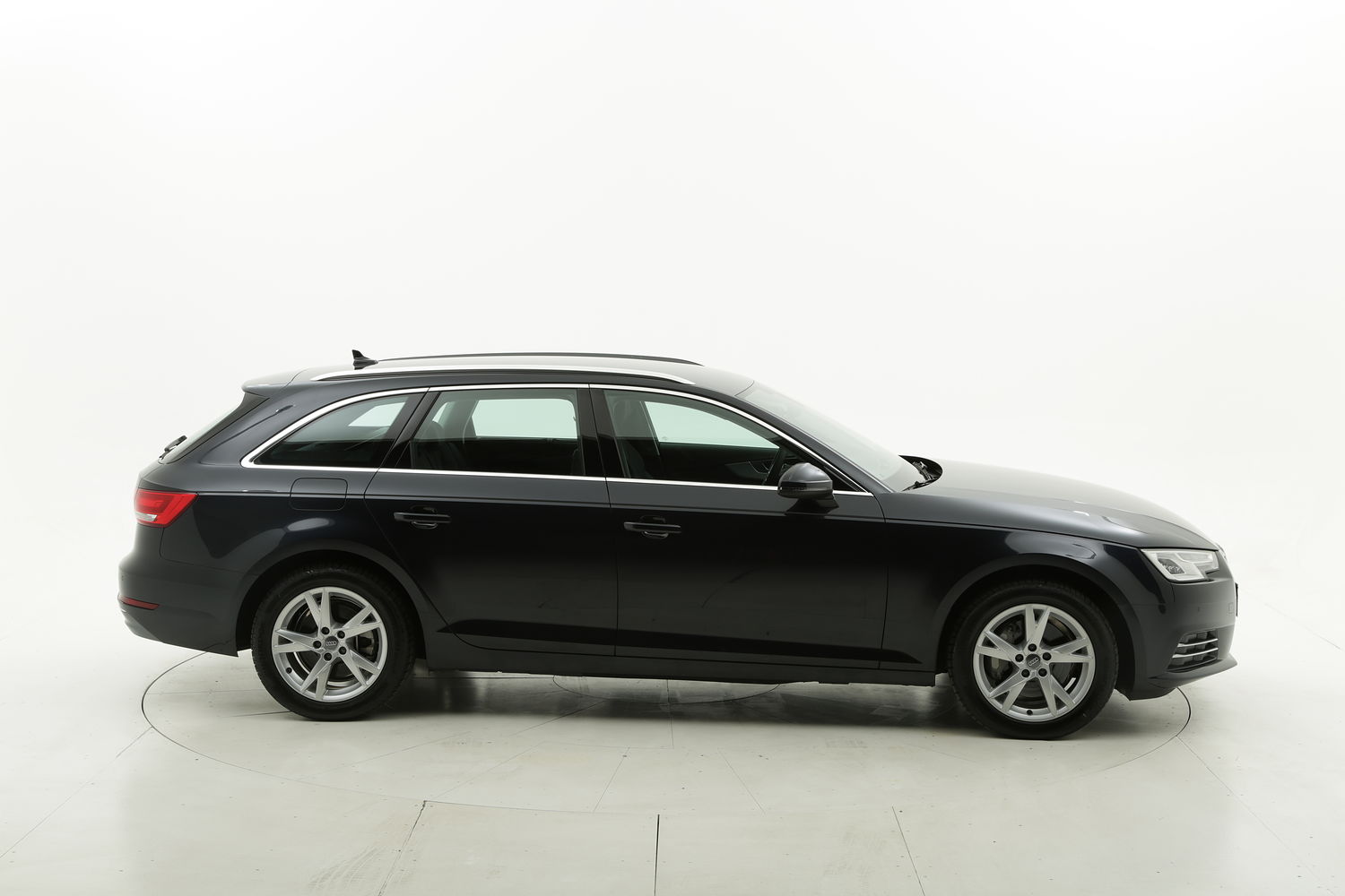 Audi A4 usata del 2017 con 55 km