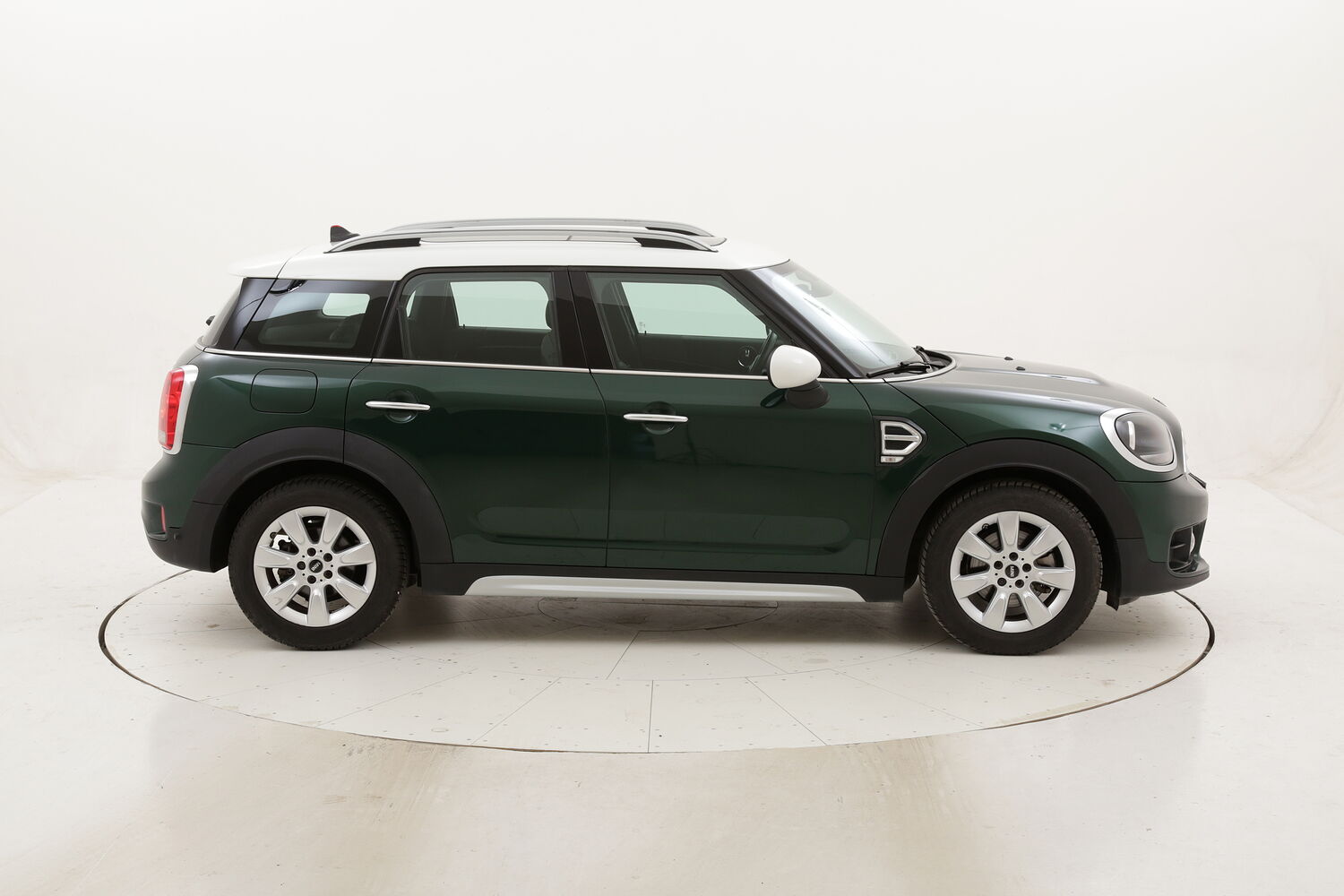 Mini Countryman Cooper D usata del 2017 con 104.097 km