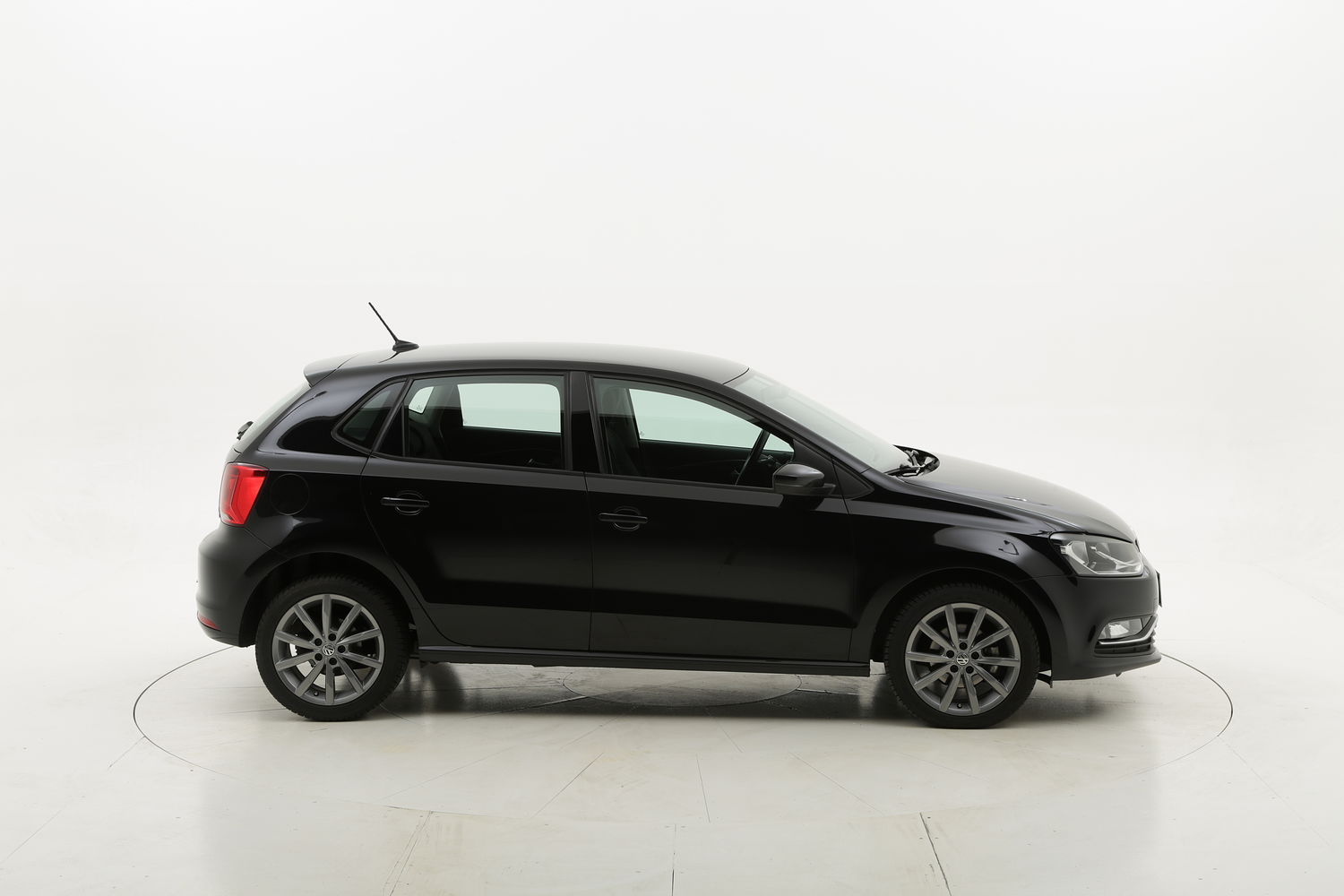 Volkswagen Polo usata del 2016 con 120.333 km