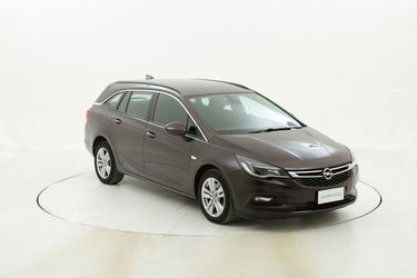 Opel Astra usata del 2017 con 111.439 km