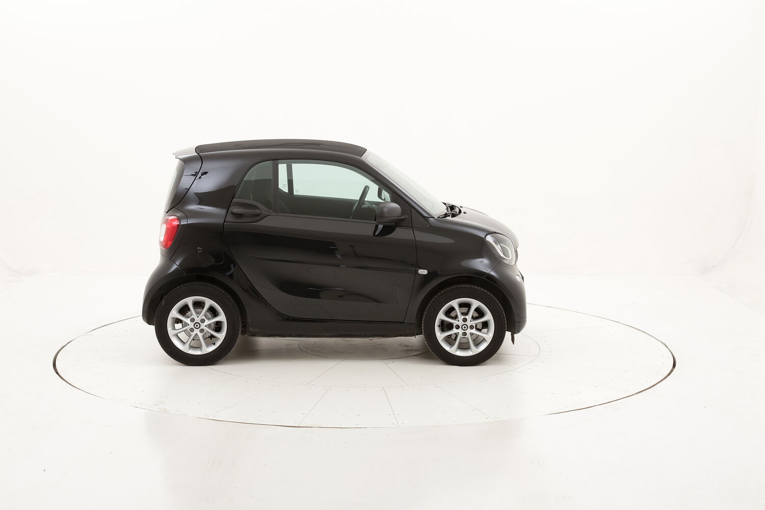 Smart Fortwo Youngster twinamic usata del 2017 con 39.077 km