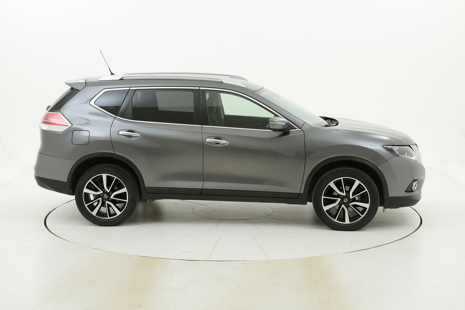 Nissan X-Trail usata del 2017 con 58.995 km