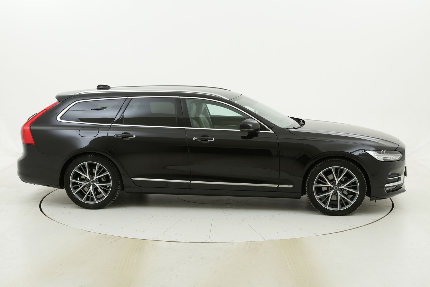 Volvo V90 usata del 2017 con 43.259 km