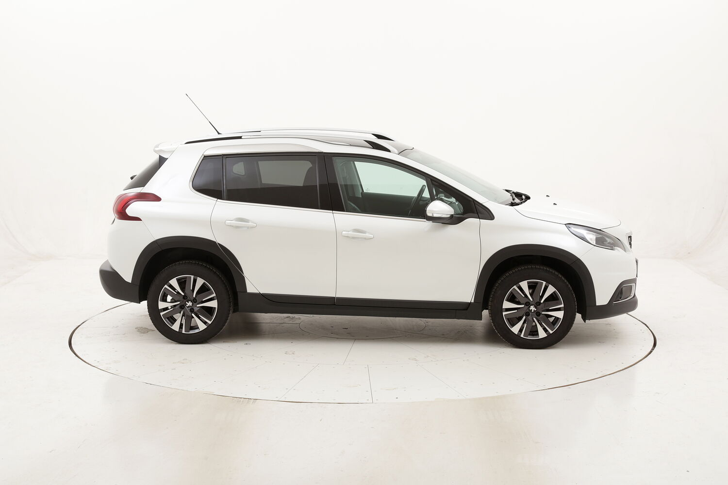 Peugeot 2008 Allure usata del 2017 con 91.685 km