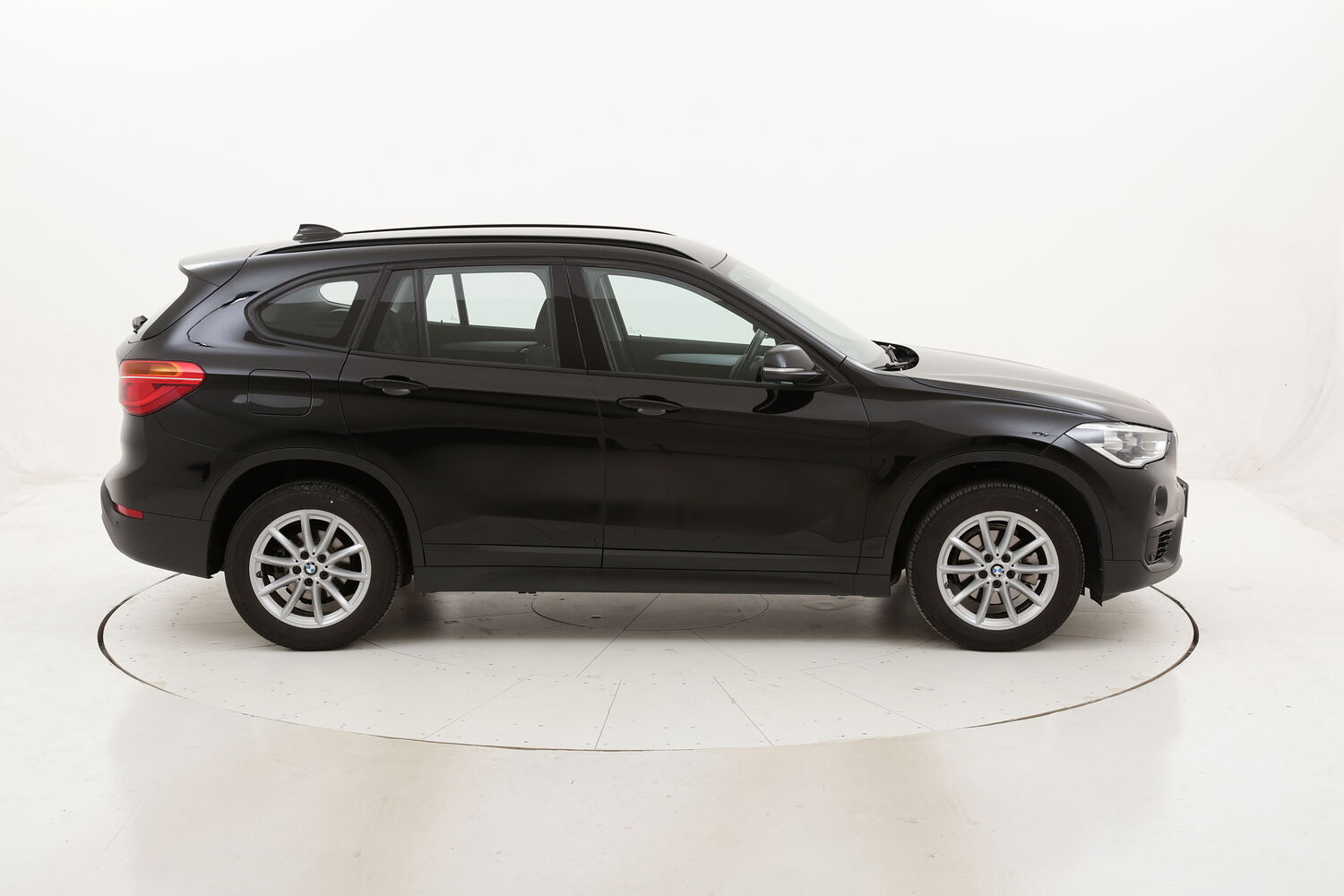 BMW X1 16d sDrive Business usata del 2018 con 65.645 km
