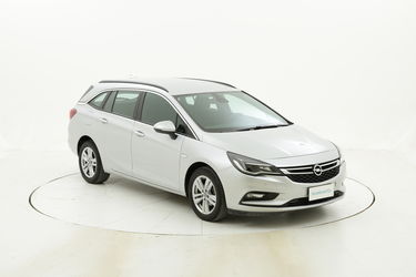 Opel Astra usata del 2017 con 66.420 km