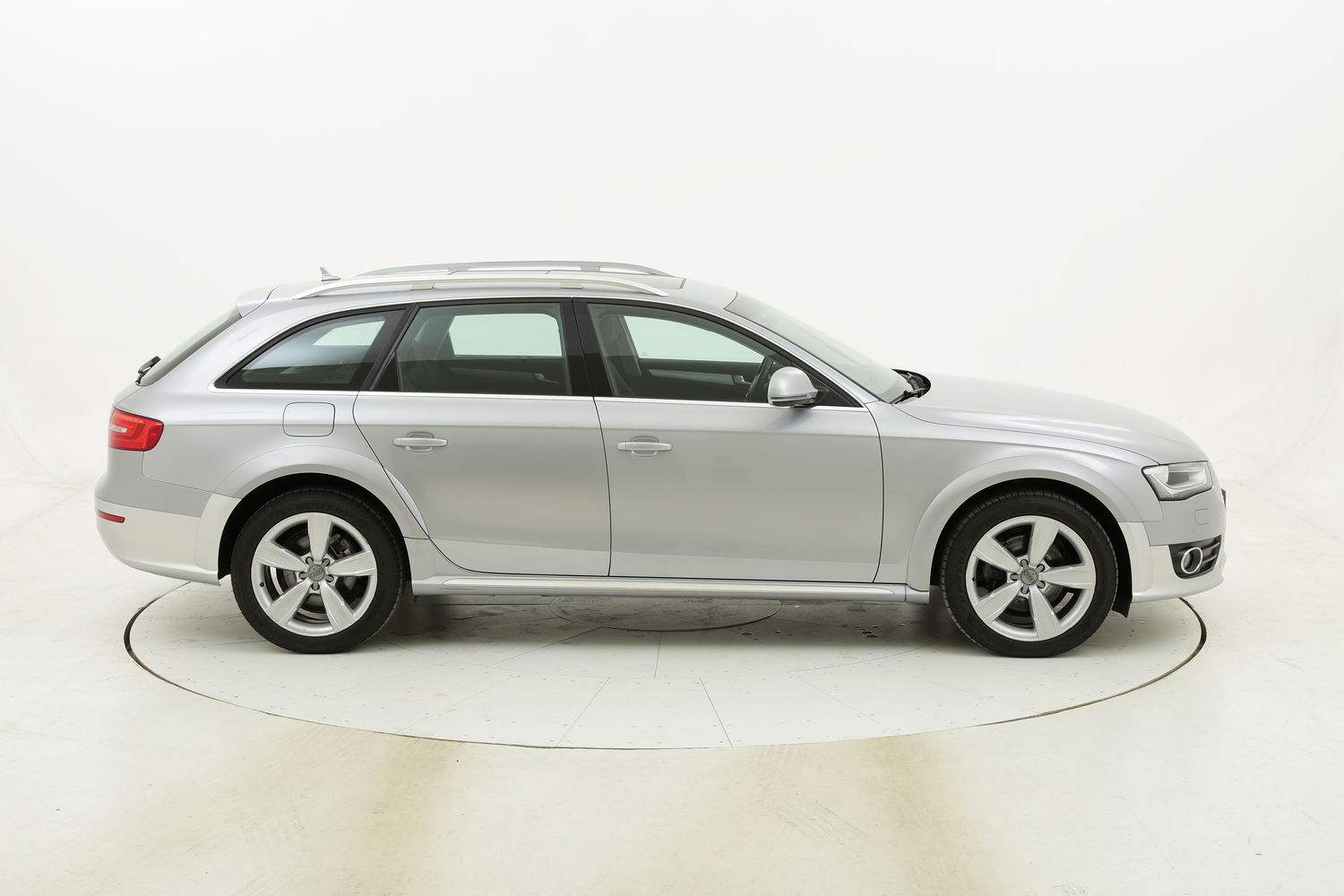 Audi A4 allroad Business Plus S tronic usata del 2016 con 84.583 km