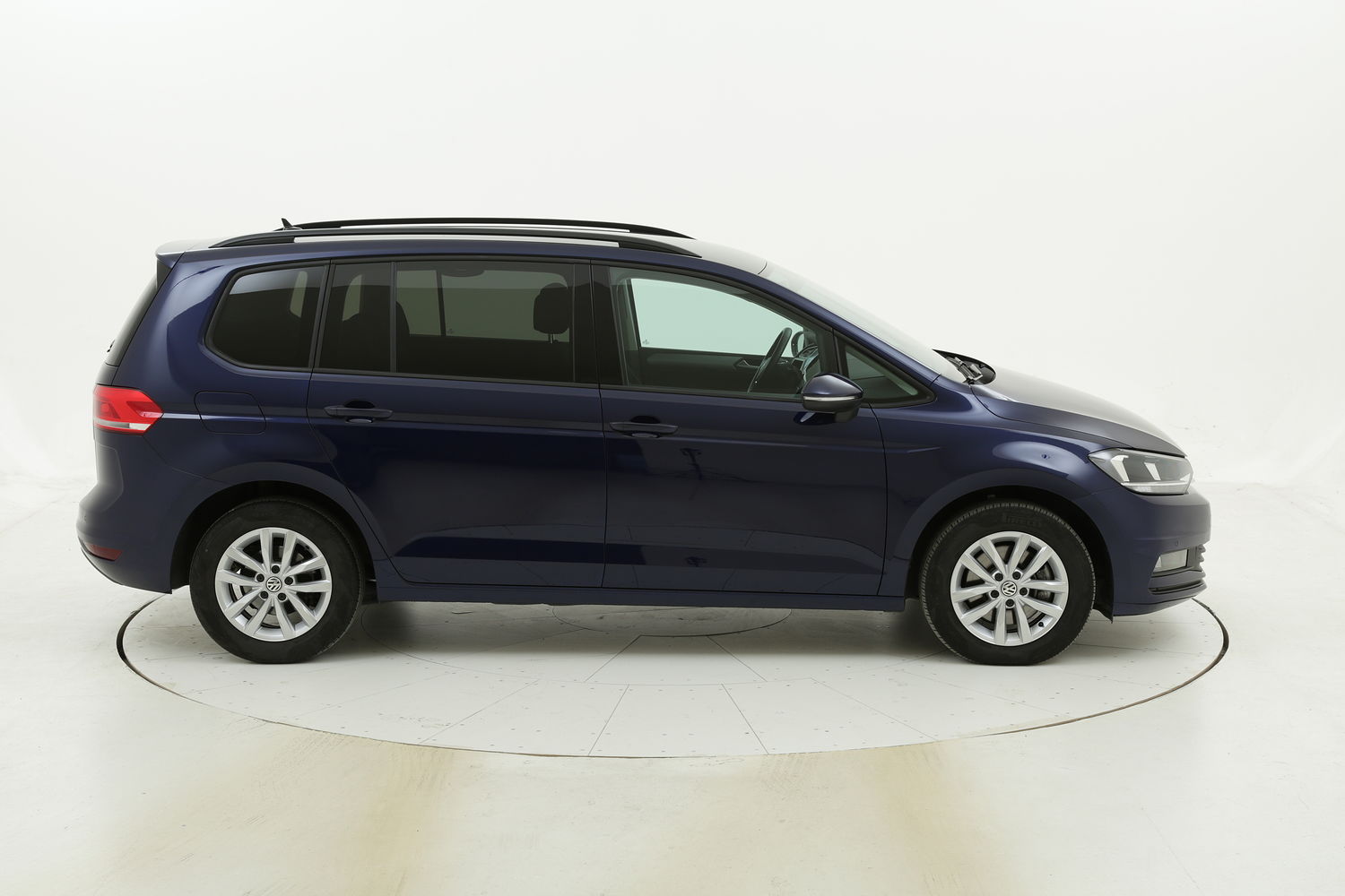 Volkswagen Touran usata del 2019 con 39.203 km