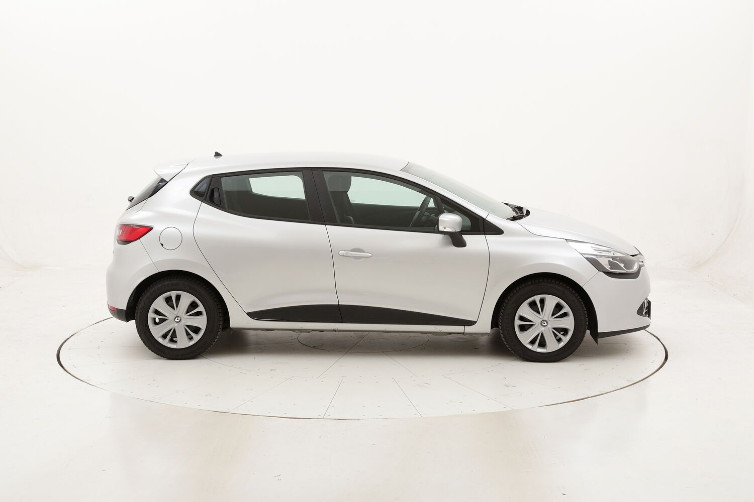 Renault Clio Energy Zen usata del 2016 con 30.246 km