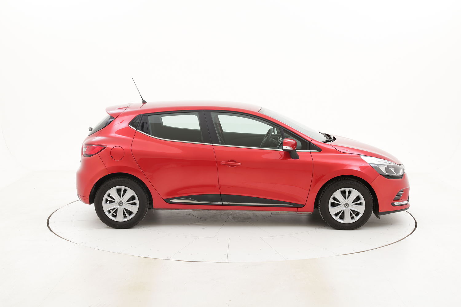 Renault Clio usata del 2017 con 42.188 km