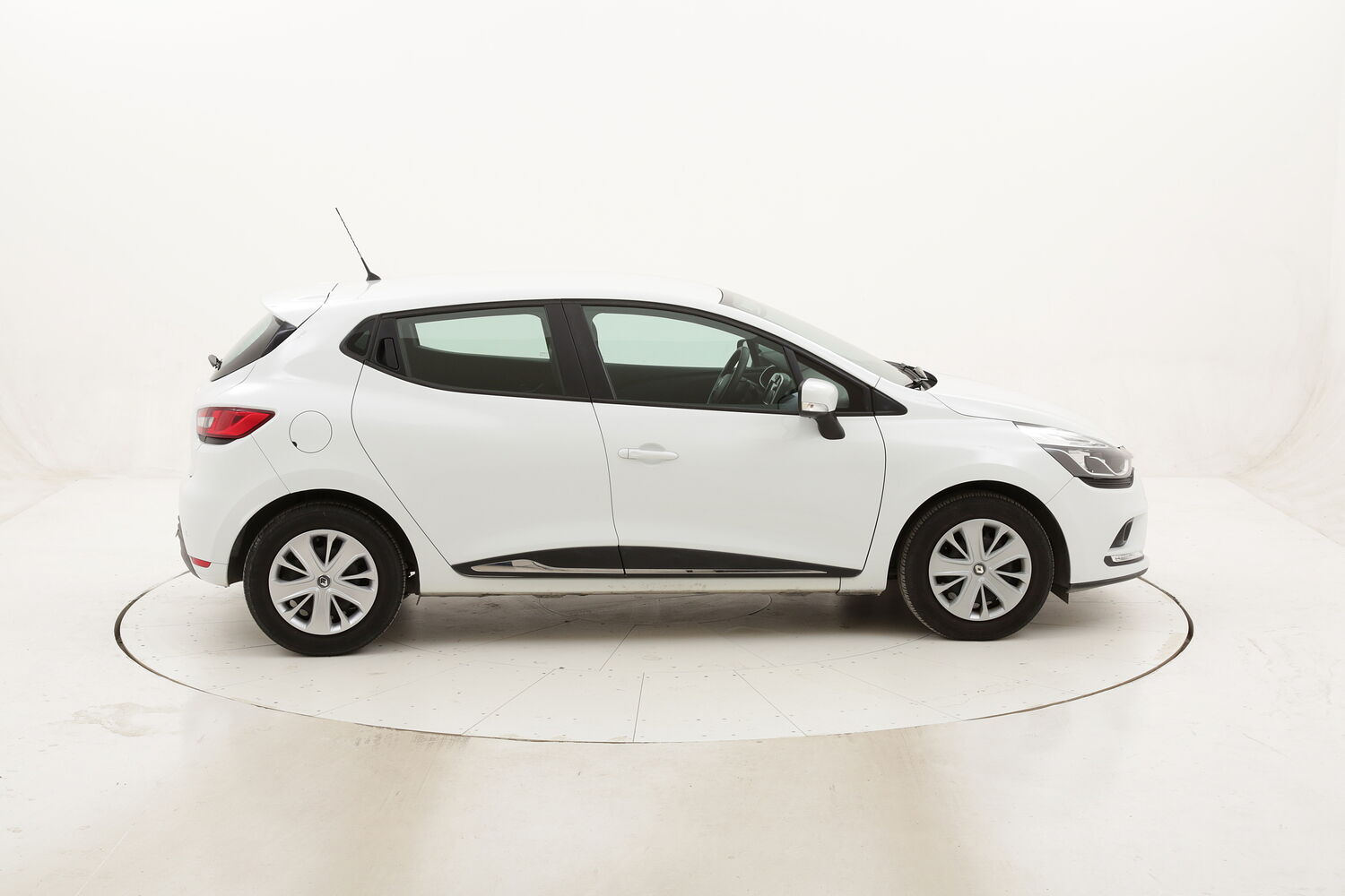 Renault Clio Business GPL usata del 2019 con 88.754 km