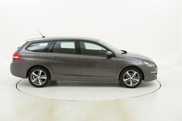 Peugeot 308 SW Business usata del 2017 con 103.790 km