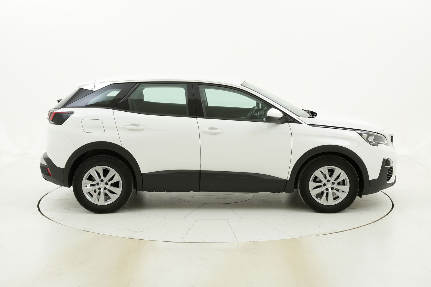 Peugeot 3008 usata del 2018 con 121.811 km