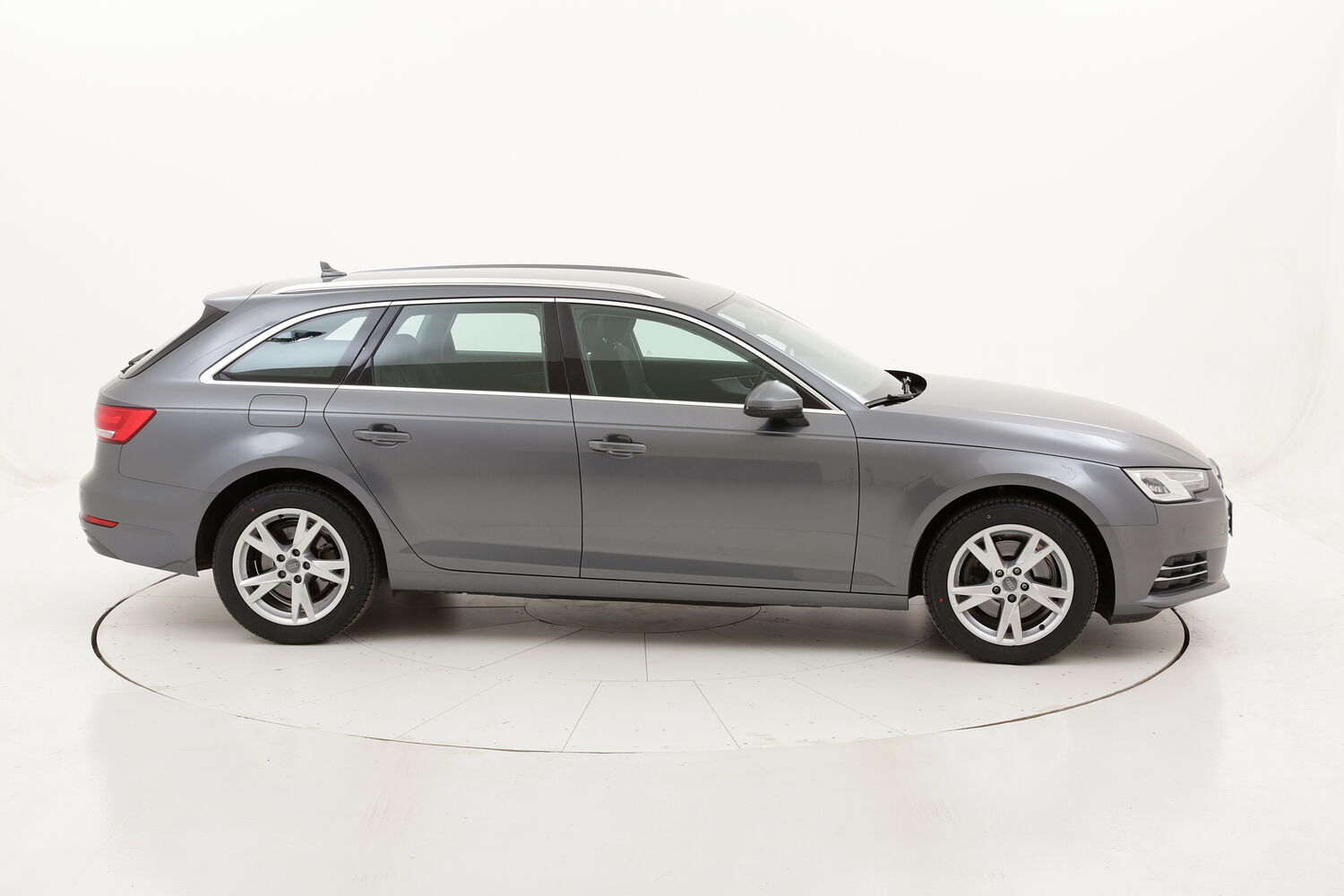 Audi A4 Avant Business Sport Aut. usata del 2017 con 69.618 km