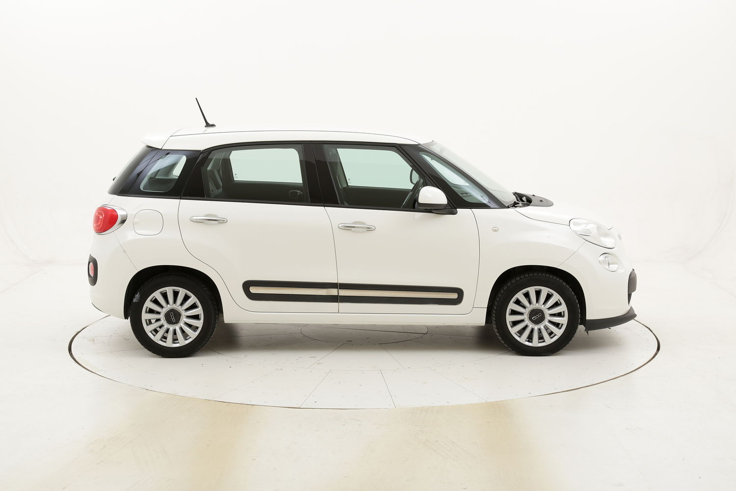 Fiat 500L Business usata del 2015 con 61.630 km