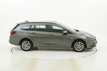 Opel Astra ST Business usata del 2018 con 60.506 km