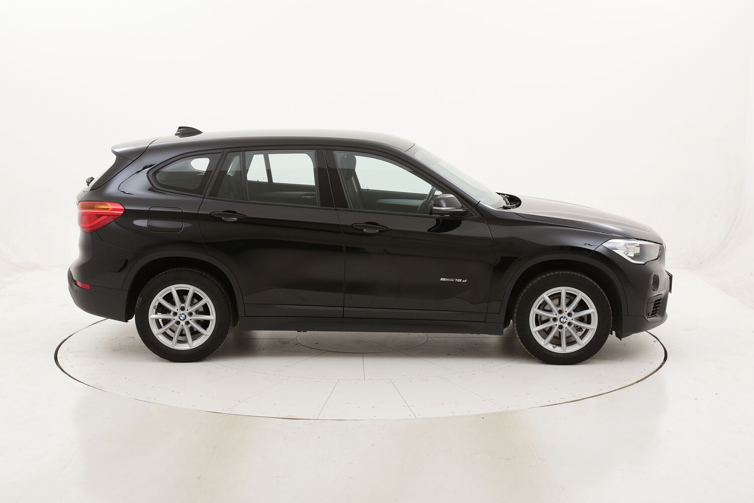 BMW X1 16d sDrive Business usata del 2016 con 48.656 km
