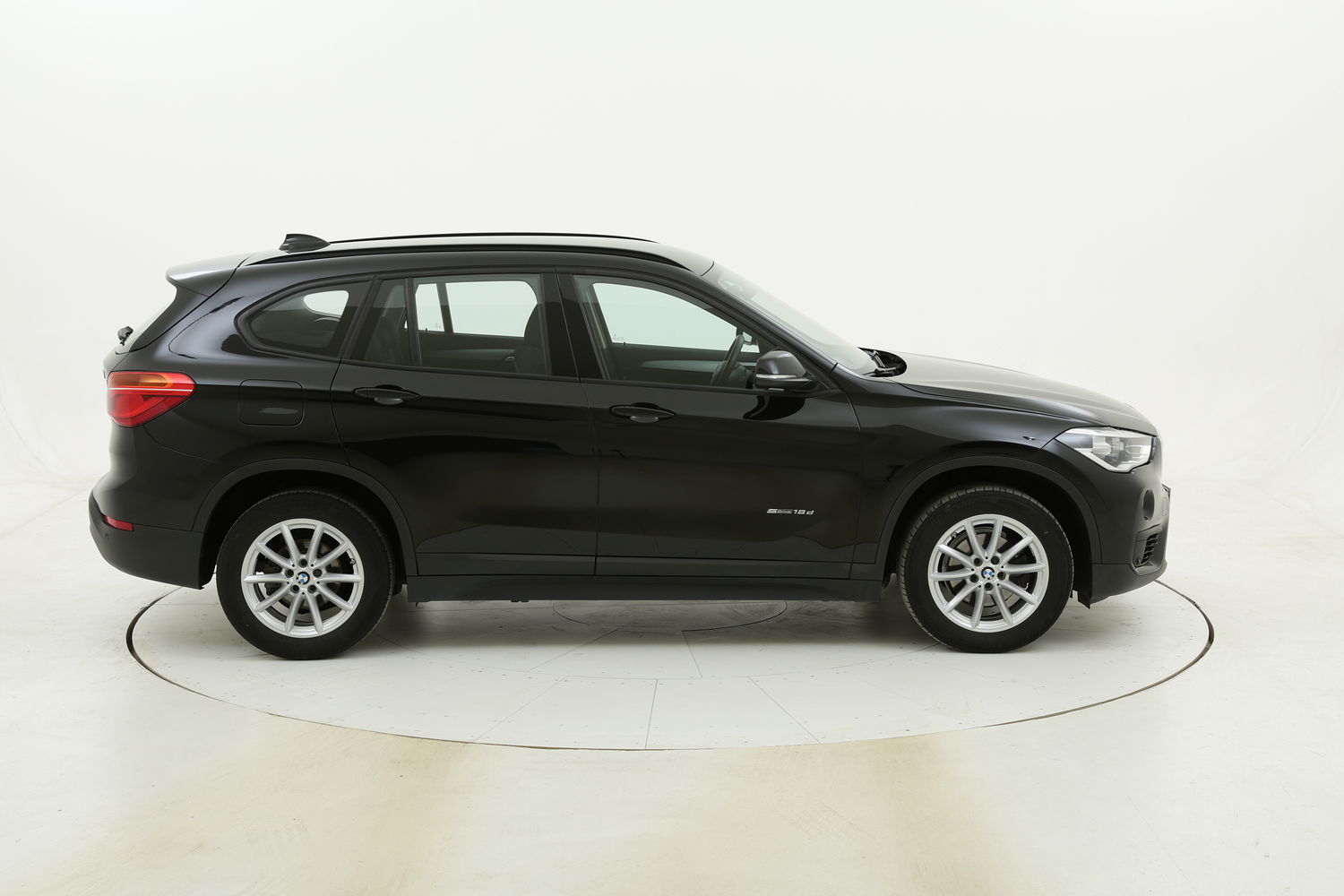 BMW X1 16d sDrive Business usata del 2017 con 74.845 km