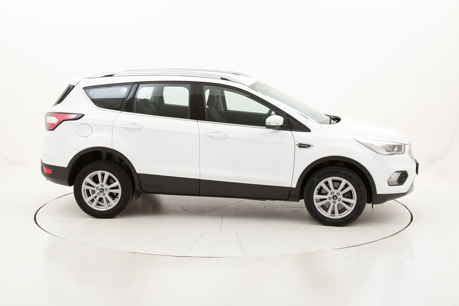 Ford Kuga Business usata del 2018 con 103.945 km