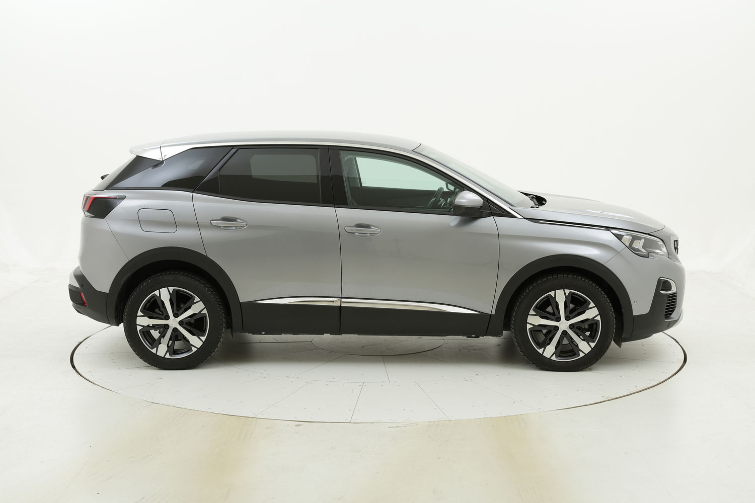 Peugeot 3008 usata del 2018 con 66.448 km