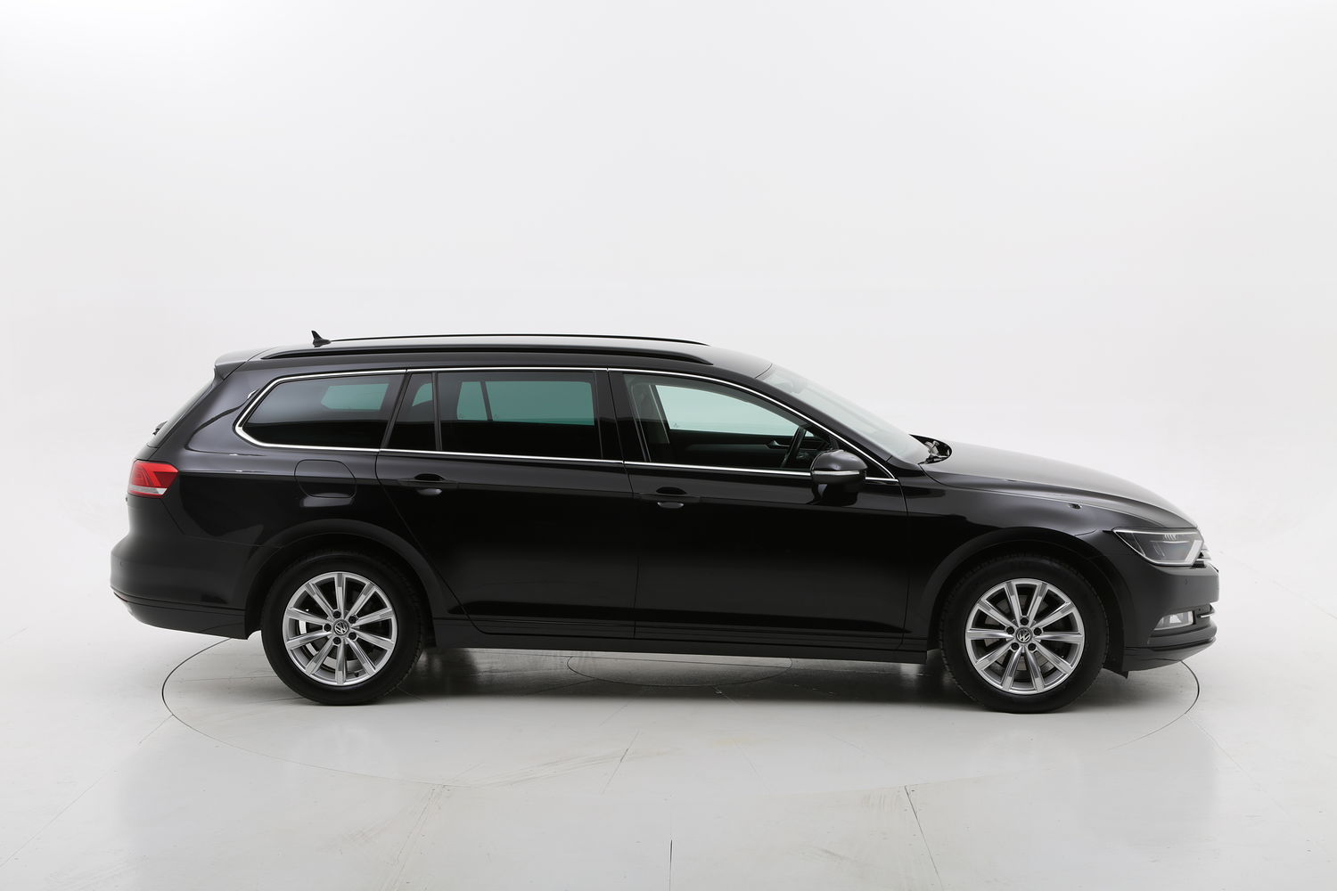 Volkswagen Passat usata del 2015 con 103.669 km