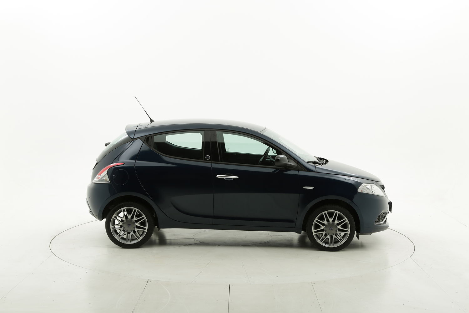 Lancia Ypsilon usata del 2016 con 28.209 km