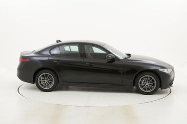 Alfa Romeo Giulia Business Launch Edition usata del 2017 con 33.703 km