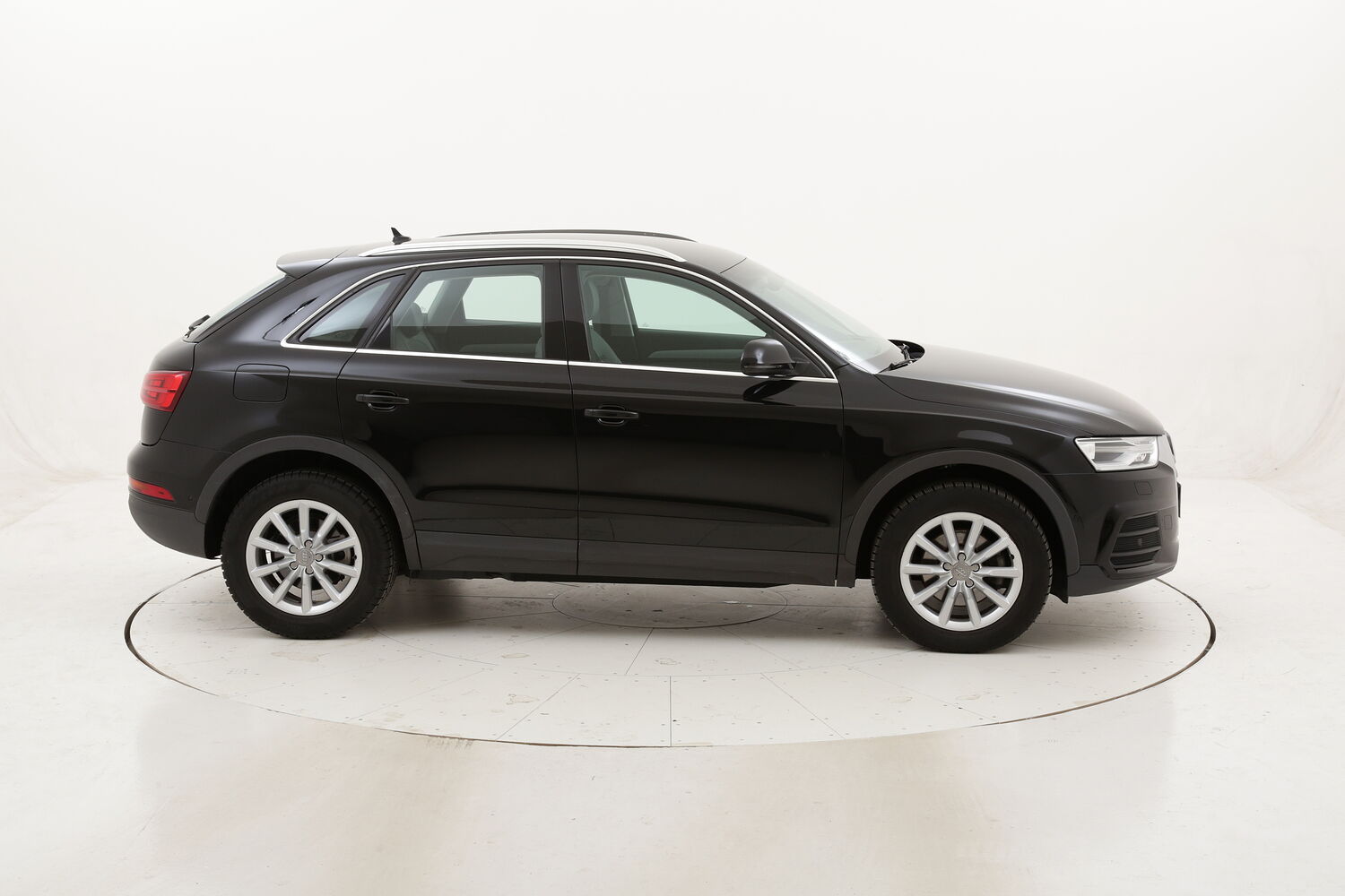 Audi Q3 Business S tronic usata del 2018 con 41.171 km