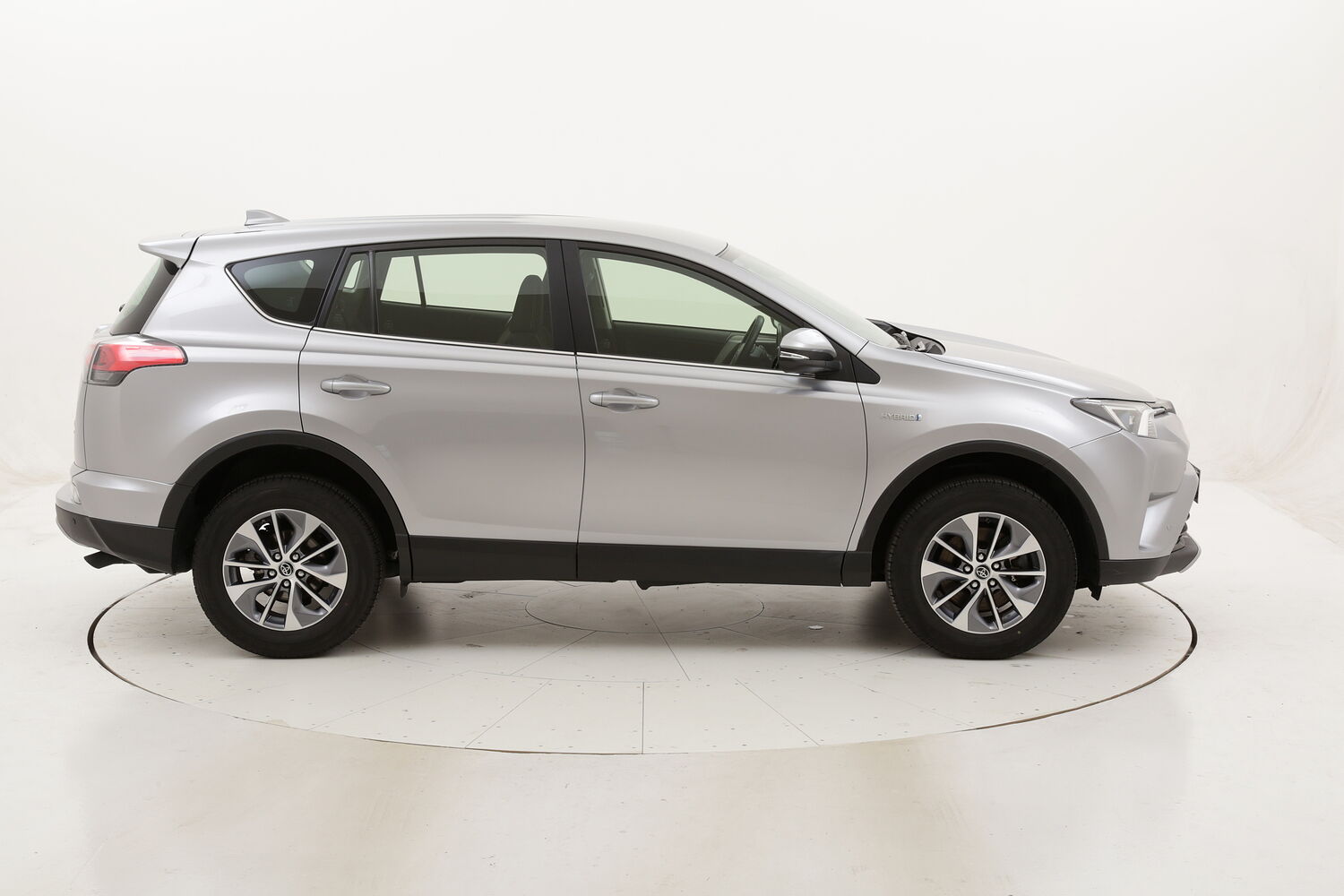 Toyota RAV4 Hybrid Business usata del 2018 con 58.517 km