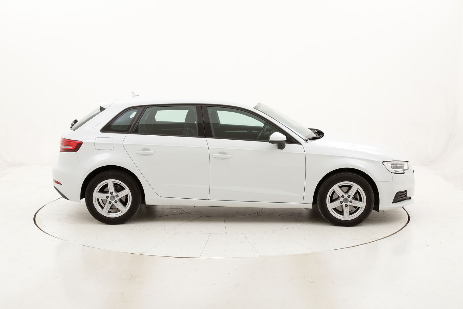 Audi A3 SPB Business usata del 2017 con 64.711 km