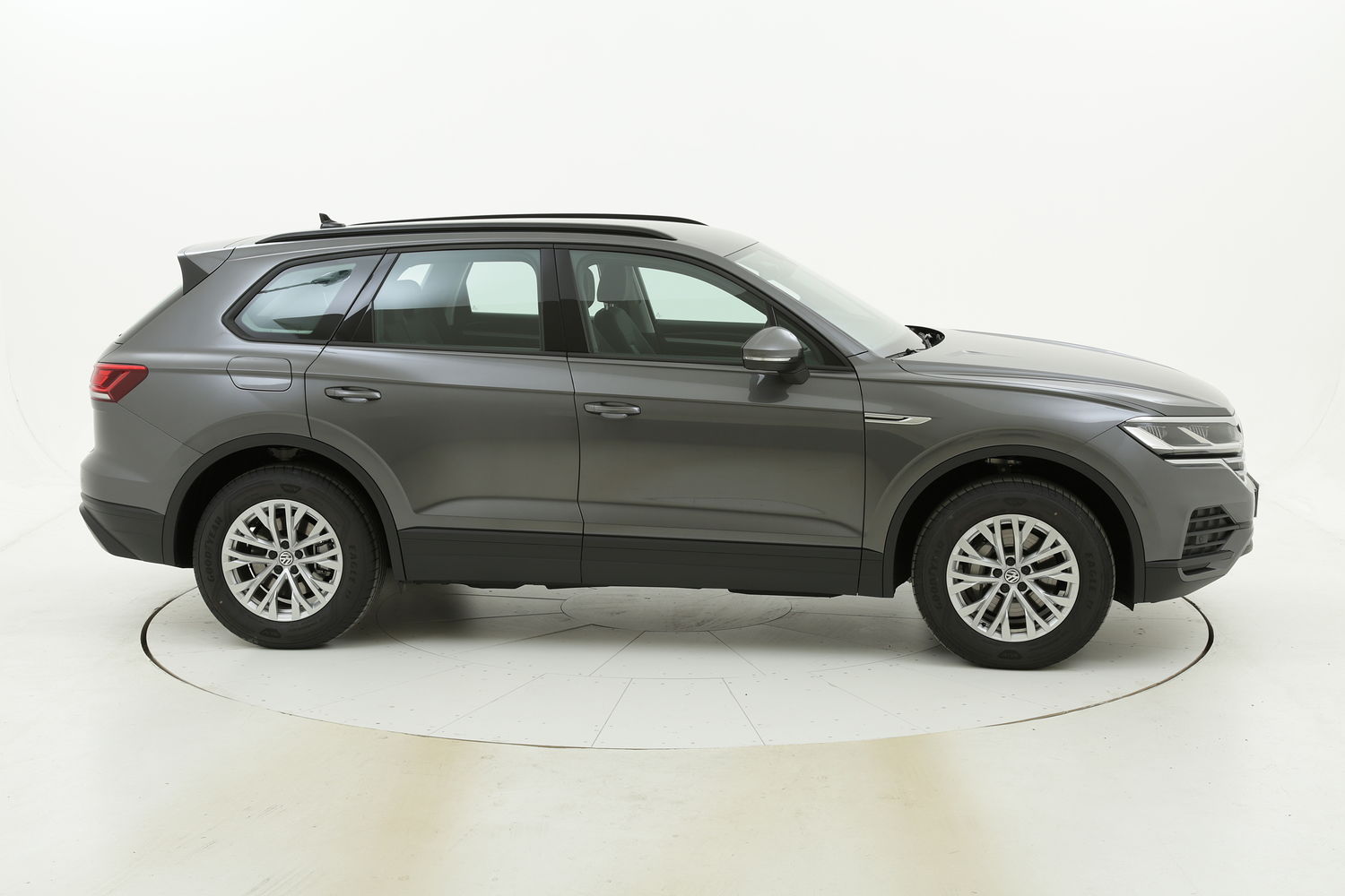 Volkswagen Touareg Style km 0 diesel grigia