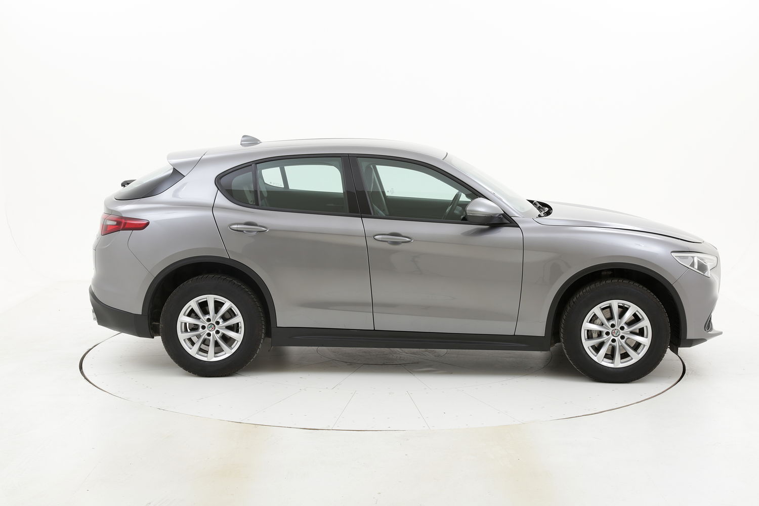 Alfa Romeo Stelvio usata del 2017 con 104.731 km
