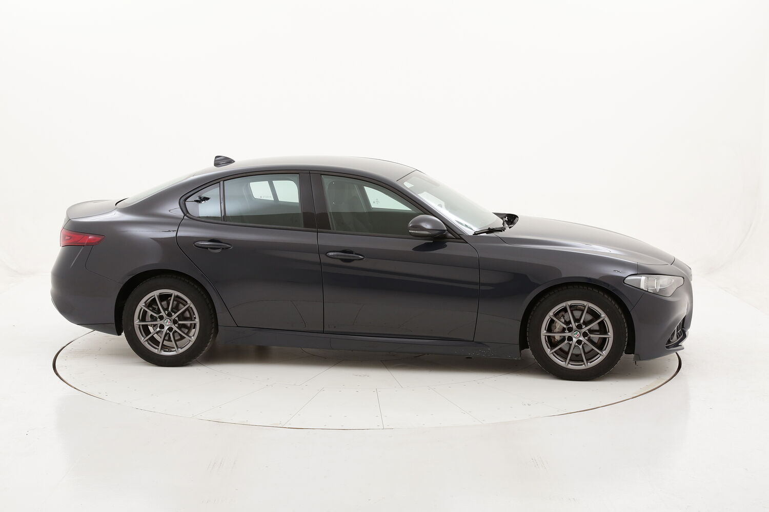 Alfa Romeo Giulia Business Launch Edition usata del 2017 con 58.270 km