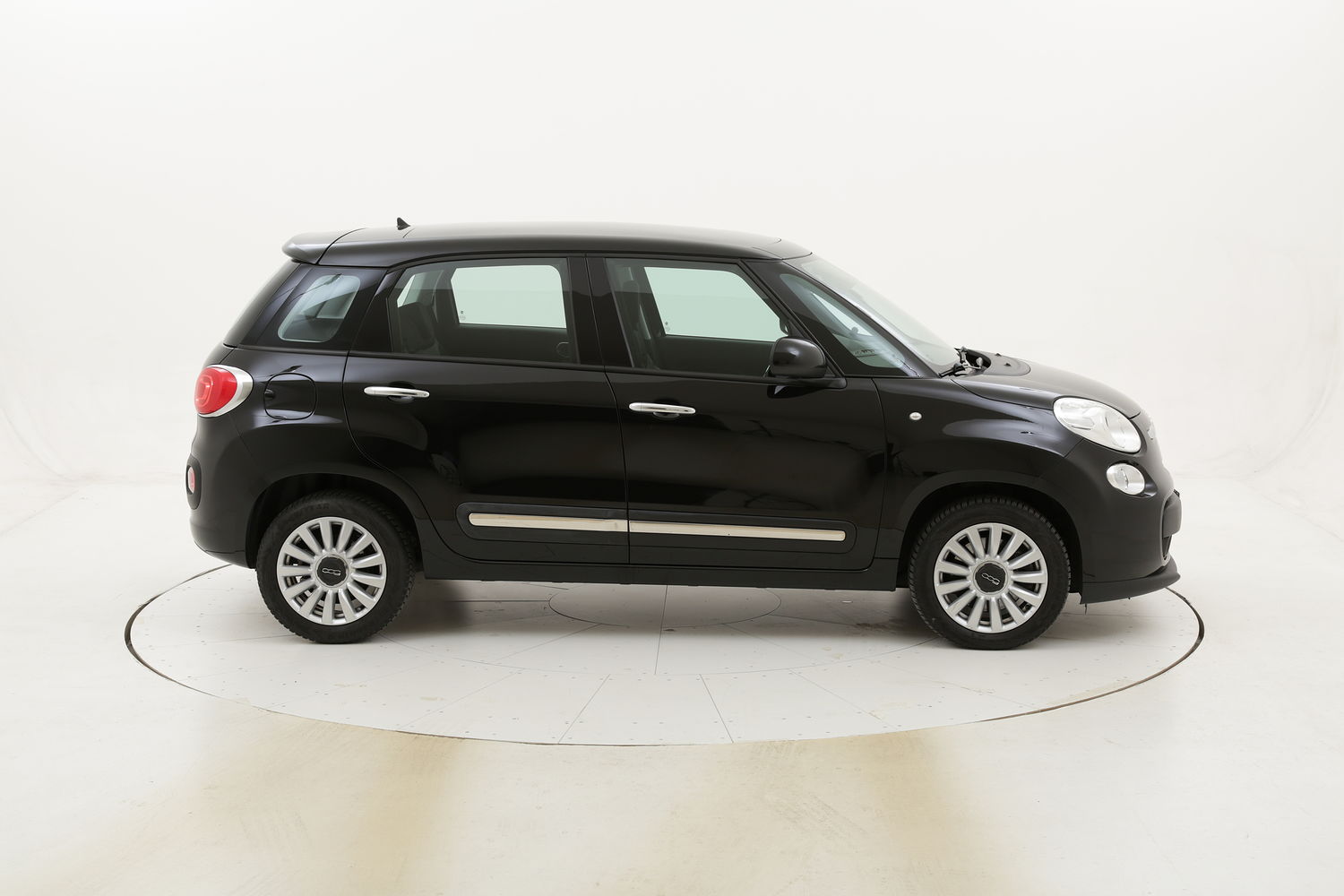 Fiat 500L Lounge usata del 2016 con 65.252 km